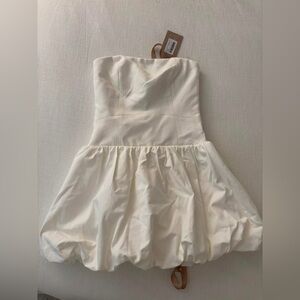 NWT meshki clementia dress